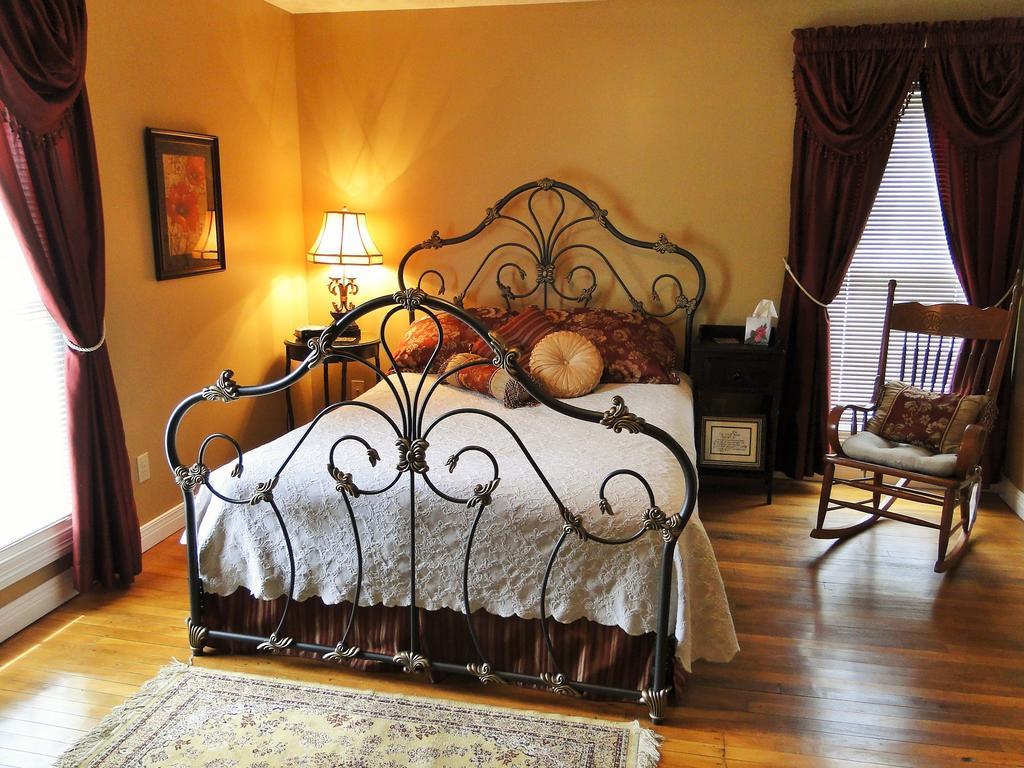 Hill House Bed And Breakfast Loretto Экстерьер фото