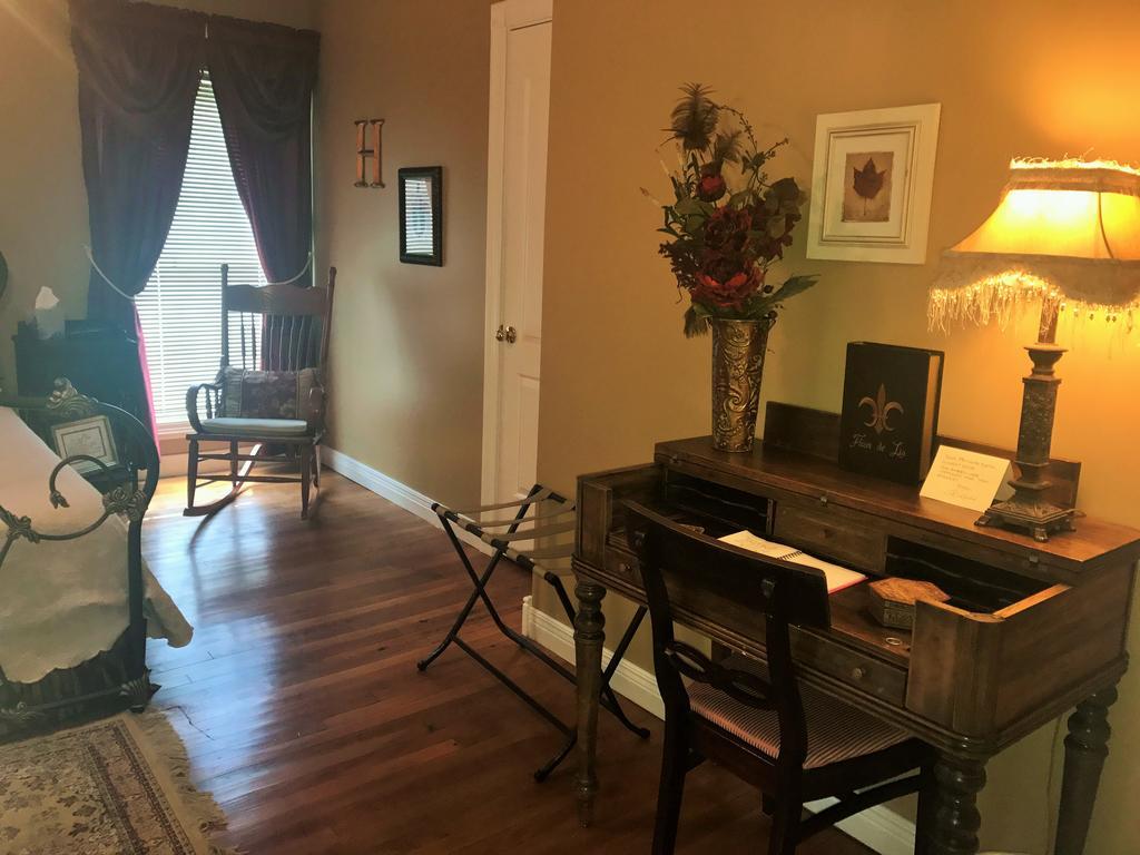 Hill House Bed And Breakfast Loretto Экстерьер фото
